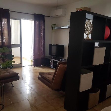Love Shack Flat In Quarteira Center Exterior foto
