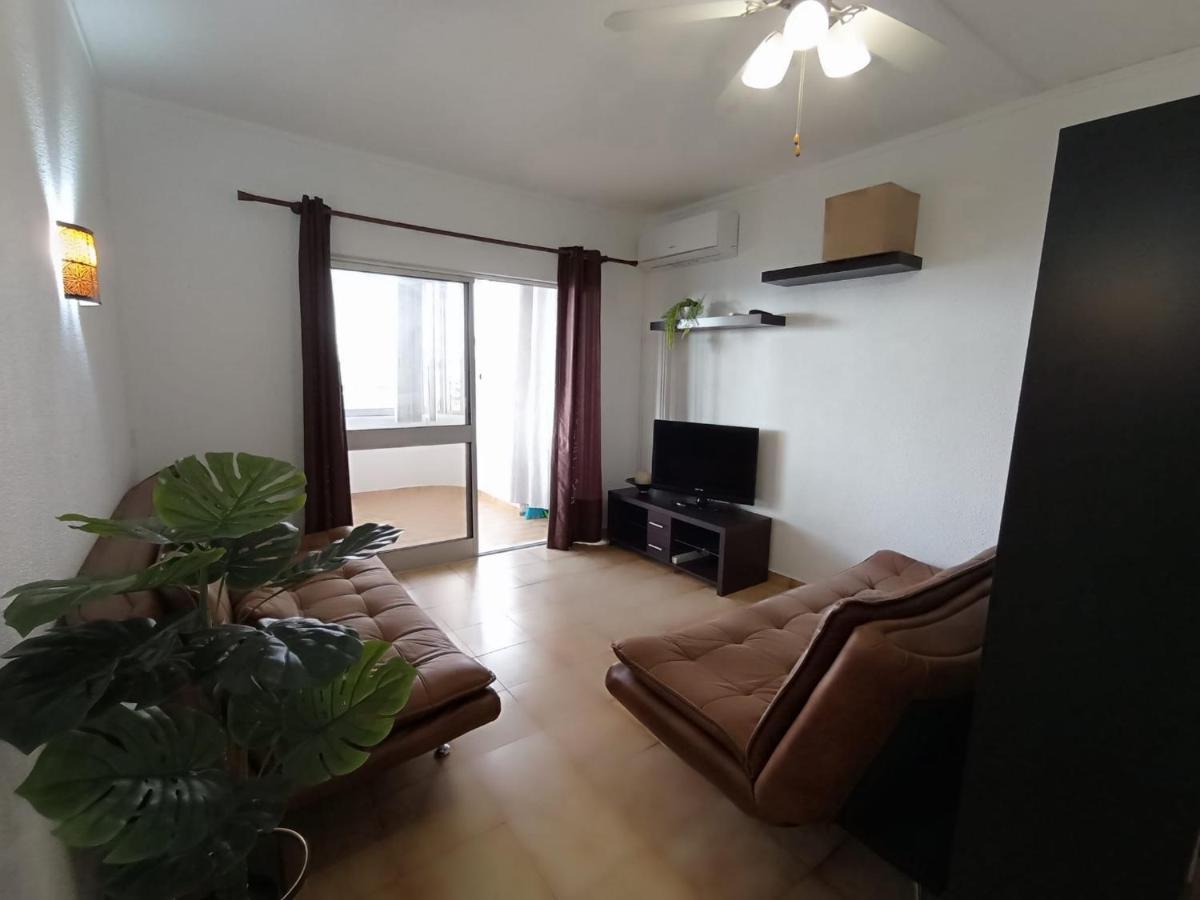 Love Shack Flat In Quarteira Center Exterior foto
