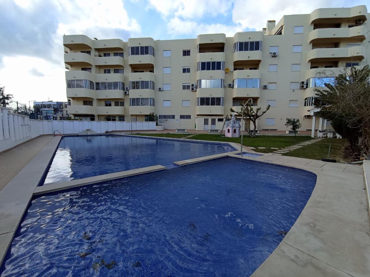 Love Shack Flat In Quarteira Center Exterior foto