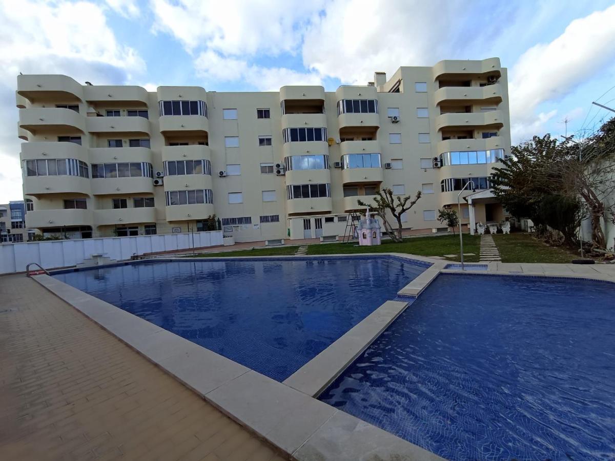 Love Shack Flat In Quarteira Center Exterior foto