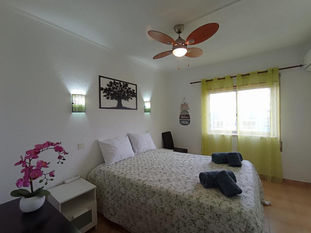 Love Shack Flat In Quarteira Center Exterior foto
