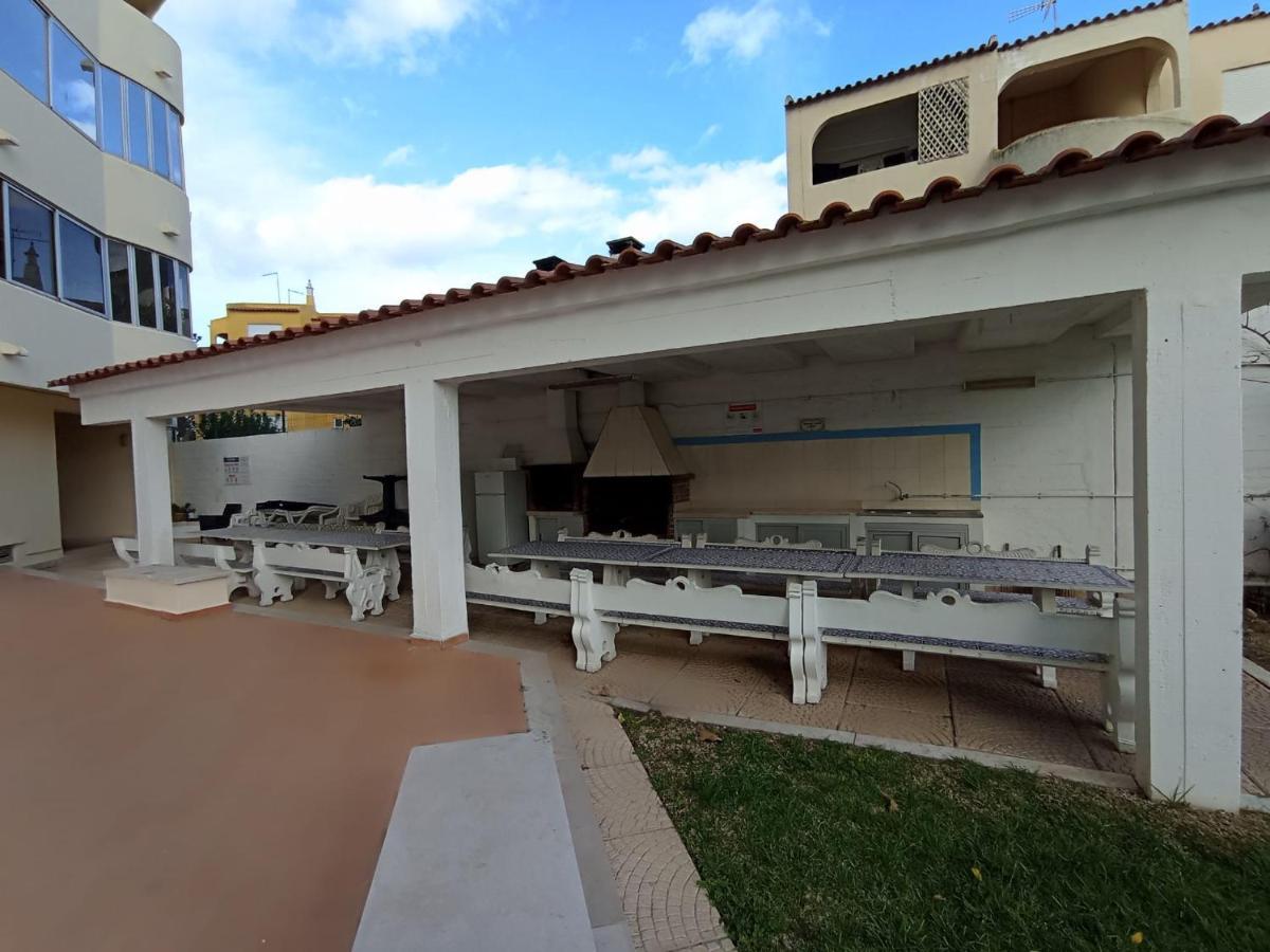 Love Shack Flat In Quarteira Center Exterior foto