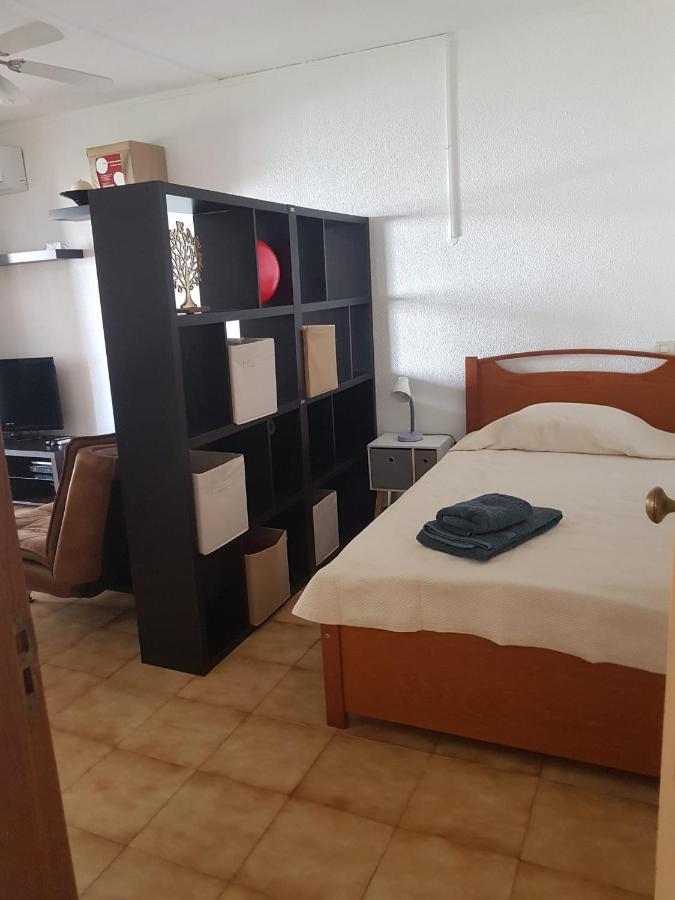 Love Shack Flat In Quarteira Center Exterior foto