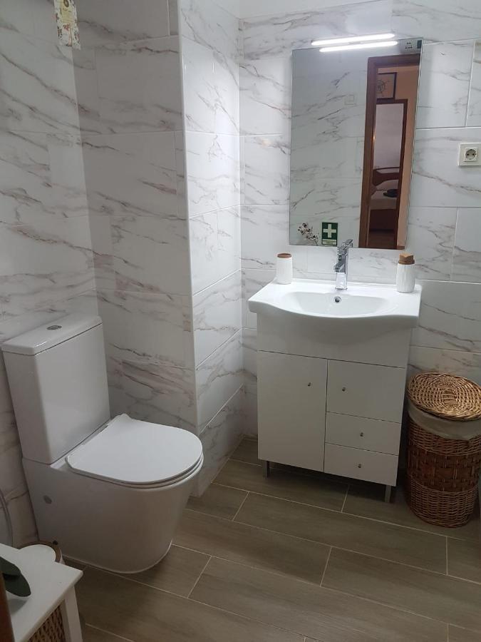 Love Shack Flat In Quarteira Center Exterior foto